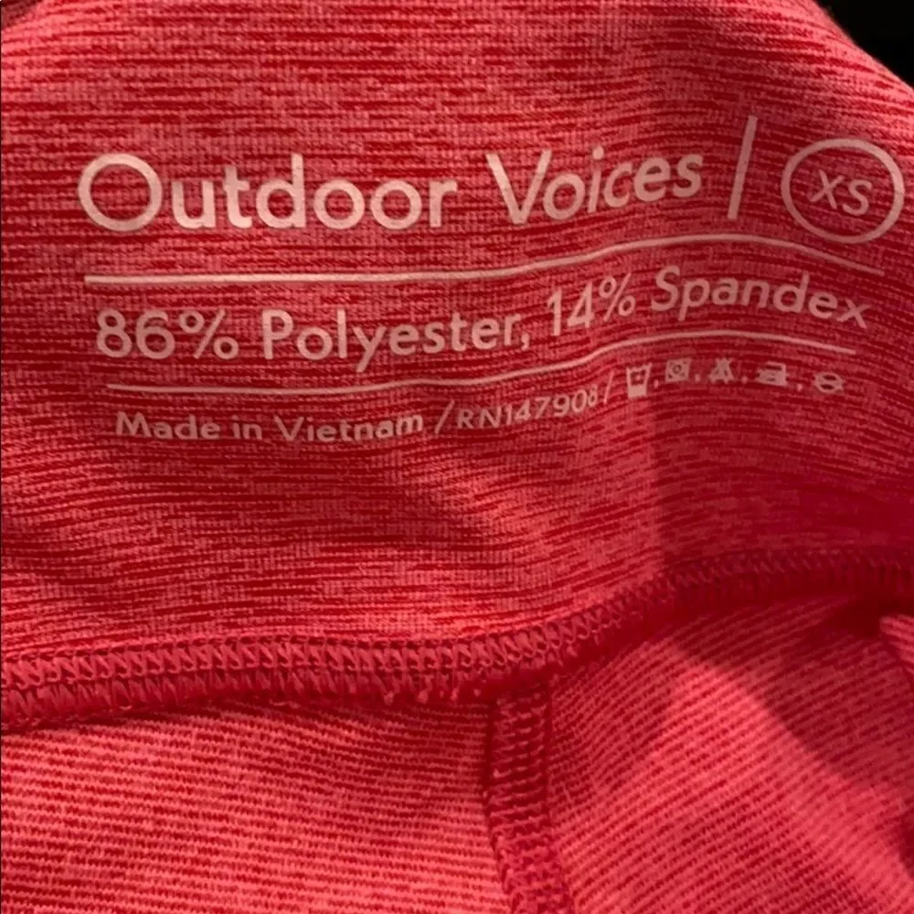 NWOT Outdoor Voices 3/4 Warm up legging in pink